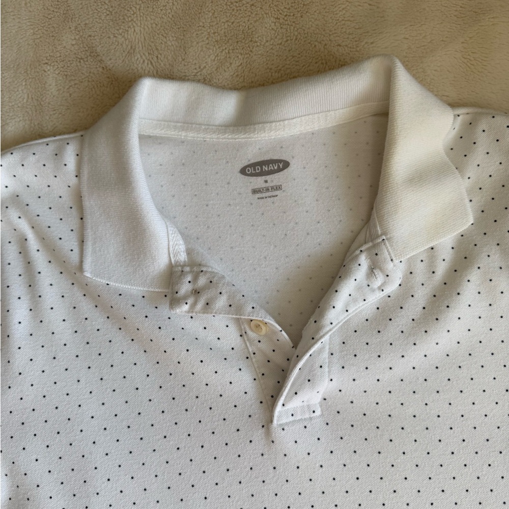 Old Navy White Polo Shirt - Picture 2 of 4